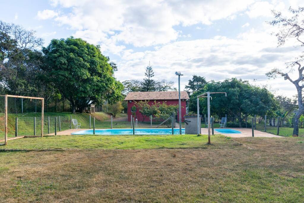 Sítio da Tia lucia perto da montanha Brumadinho Exterior foto